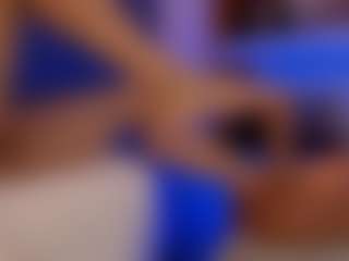 Live cam show with Renatta Cruz - Amateur on Milfs Live