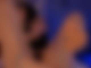 Renatta Cruz's Live Sex Cam Show