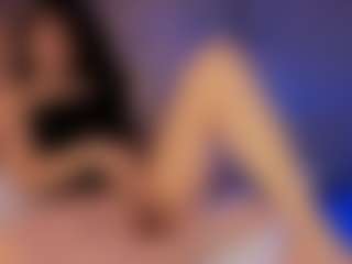 Renatta Cruz's Live Sex Cam Show