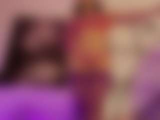 Renatta Cruz's Live Sex Cam Show
