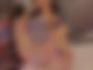 Renatta Cruz's Live Sex Cam Show