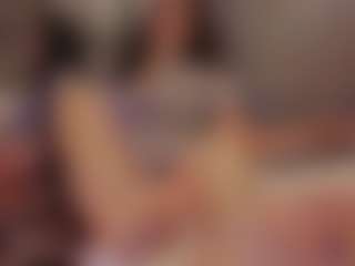Renatta Cruz's Live Sex Cam Show