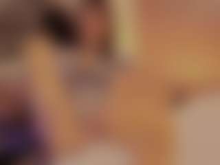 Renatta Cruz's Live Sex Cam Show
