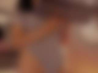 Renatta Cruz's Live Sex Cam Show