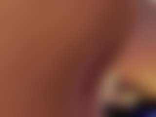 Renatta Cruz's Live Sex Cam Show