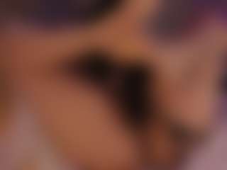 Renatta Cruz's Live Sex Cam Show