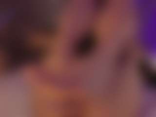 Renatta Cruz's Live Sex Cam Show