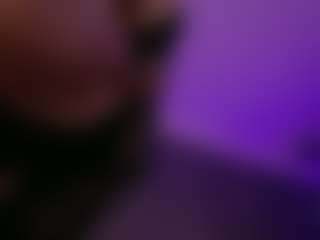Renatta Cruz's Live Sex Cam Show