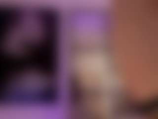Renatta Cruz's Live Sex Cam Show