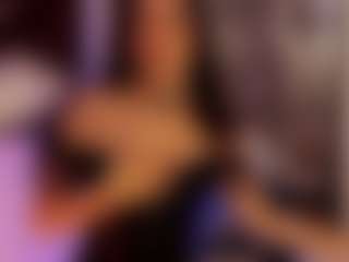 Renatta Cruz's Live Sex Cam Show