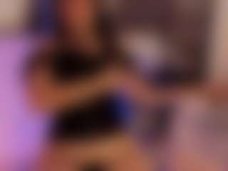 Renatta Cruz's Live Sex Cam Show