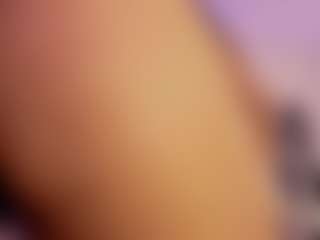 Live cam show with Renatta Cruz - Athletic Lush on CamwithHer