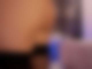 Renatta Cruz's Live Sex Cam Show