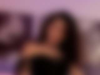 Renatta Cruz's Live Sex Cam Show