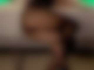 Renatta Cruz's Live Sex Cam Show