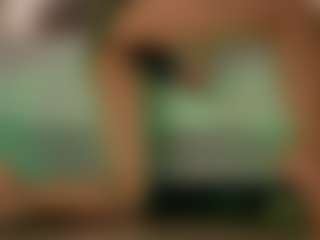 Renatta Cruz's Live Sex Cam Show