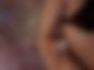 Renatta Cruz's Live Sex Cam Show