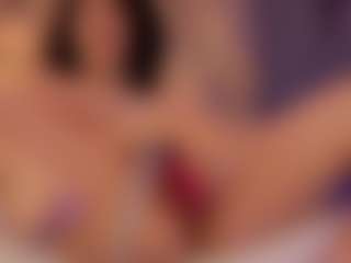Renatta Cruz's Live Sex Cam Show