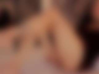Renatta Cruz's Live Sex Cam Show