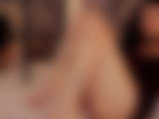 Renatta Cruz's Live Sex Cam Show
