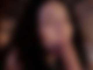 Live cam show with Renatta Cruz - Dildo Or Vibrator on slutload