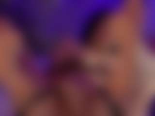 Renatta Cruz's Live Sex Cam Show