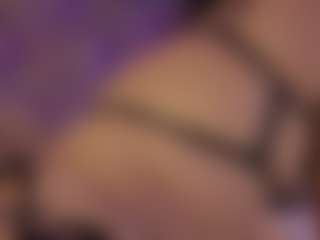 Renatta Cruz's Live Sex Cam Show