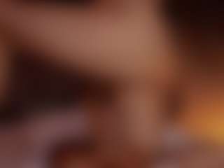 Renatta Cruz's Live Sex Cam Show