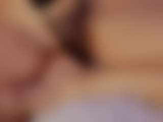 Renatta Cruz's Live Sex Cam Show