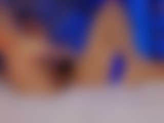 Renatta Cruz's Live Sex Cam Show