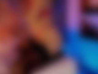 Live cam show with Renatta Cruz - Small Tits Toys on Camsoda