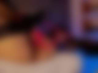 Renatta Cruz's Live Sex Cam Show