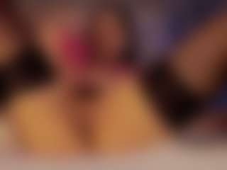 Renatta Cruz's Live Sex Cam Show