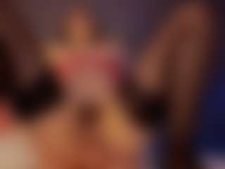 Renatta Cruz's Live Sex Cam Show