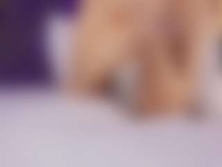 Renatta Cruz's Live Sex Cam Show