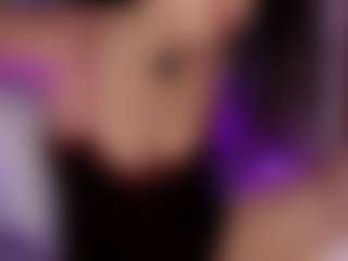 Live cam show with Renatta Cruz - Average on camwithhim.com
