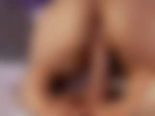 Renatta Cruz's Live Sex Cam Show
