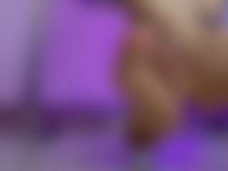 Renatta Cruz's Live Sex Cam Show