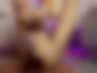 Renatta Cruz's Live Sex Cam Show
