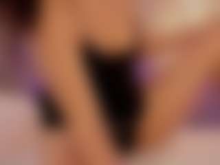 Live cam show with Renatta Cruz - Latina on StripNow | colombia
