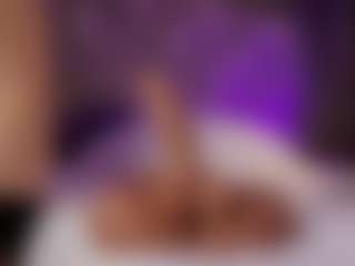 Renatta Cruz's Live Sex Cam Show