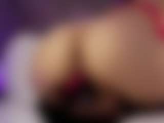Live cam show with Renatta Cruz - Cum on dropp.cam