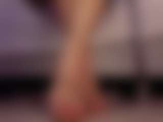 Live cam show with Renatta Cruz - Athletic Small Tits on Camsoda