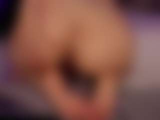 Renatta Cruz's Live Sex Cam Show