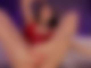 Renatta Cruz's Live Sex Cam Show