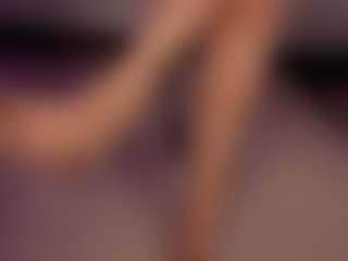Renatta Cruz's Live Sex Cam Show