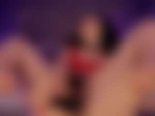 Renatta Cruz's Live Sex Cam Show
