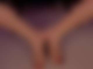 Live cam show with Renatta Cruz - Spank on madthumbs