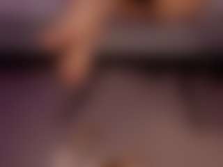 Renatta Cruz's Live Sex Cam Show