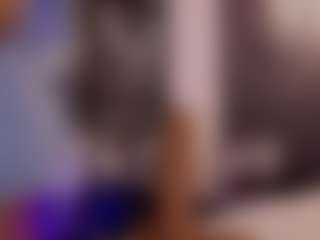 Renatta Cruz's Live Sex Cam Show